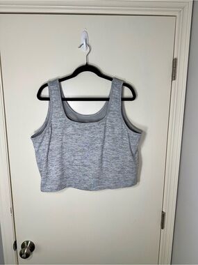Tru by Torrid Grey Cropped Tank with Built in Bra Plus Size 4X